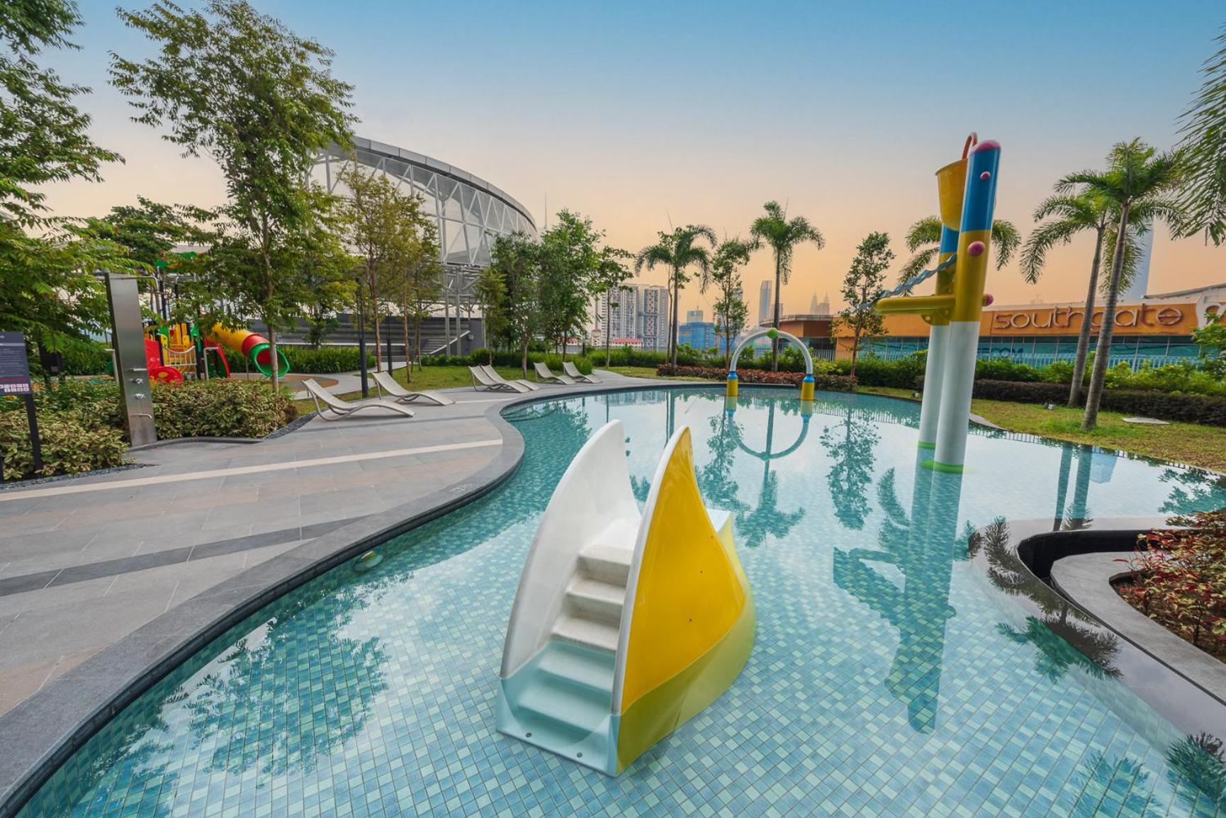Tallest Concept Theme Suite Klcc クアラルンプール エクステリア 写真