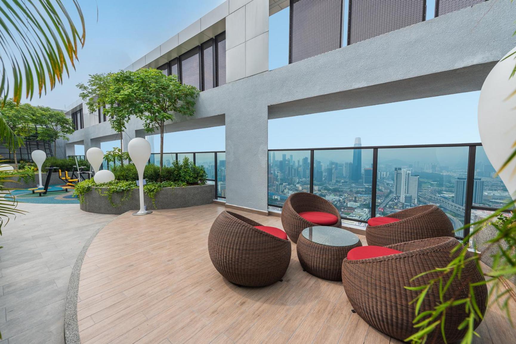 Tallest Concept Theme Suite Klcc クアラルンプール エクステリア 写真